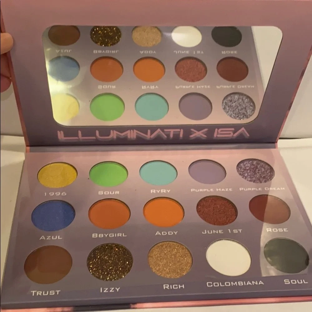 ILLUMINATI X ISA GLAM Eyeshadow PALETTE $48 NIB
